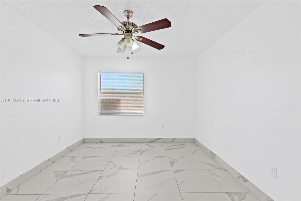 7011 SW 129th Ave, Unit 5, Miami, FL 33183 Photo