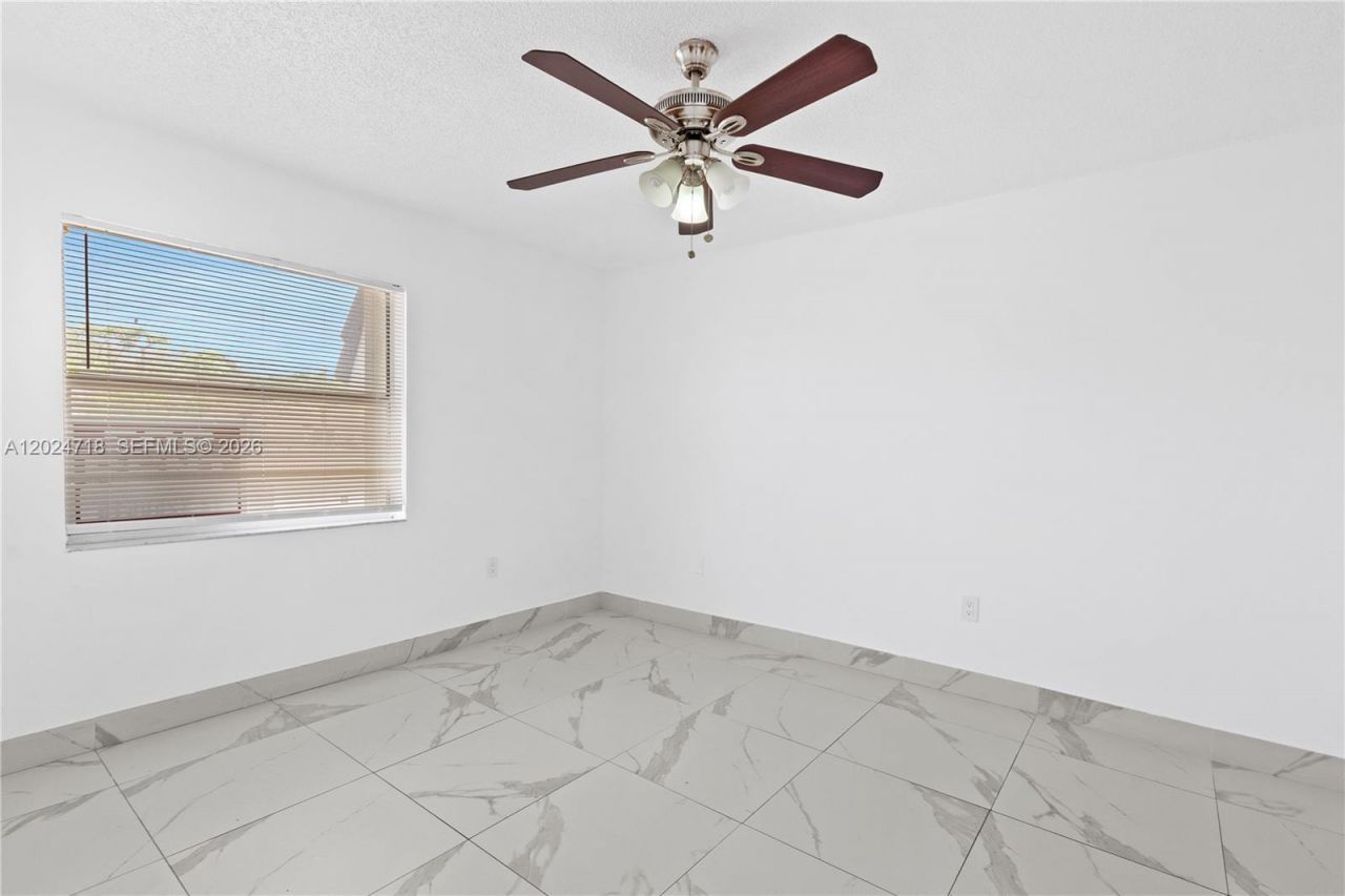 7011 SW 129th Ave, Unit 5, Miami, FL 33183 Photo