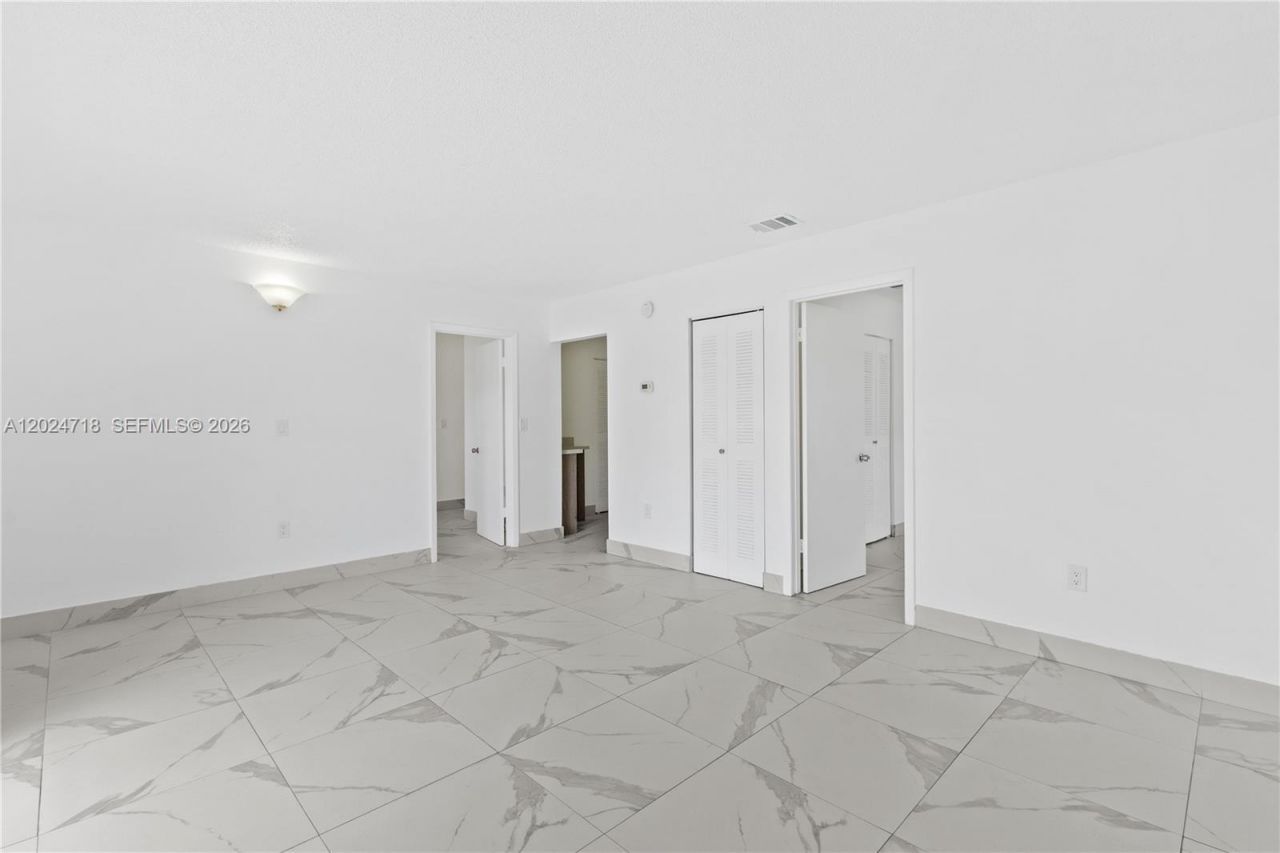 7011 SW 129th Ave, Unit 5, Miami, FL 33183 Photo