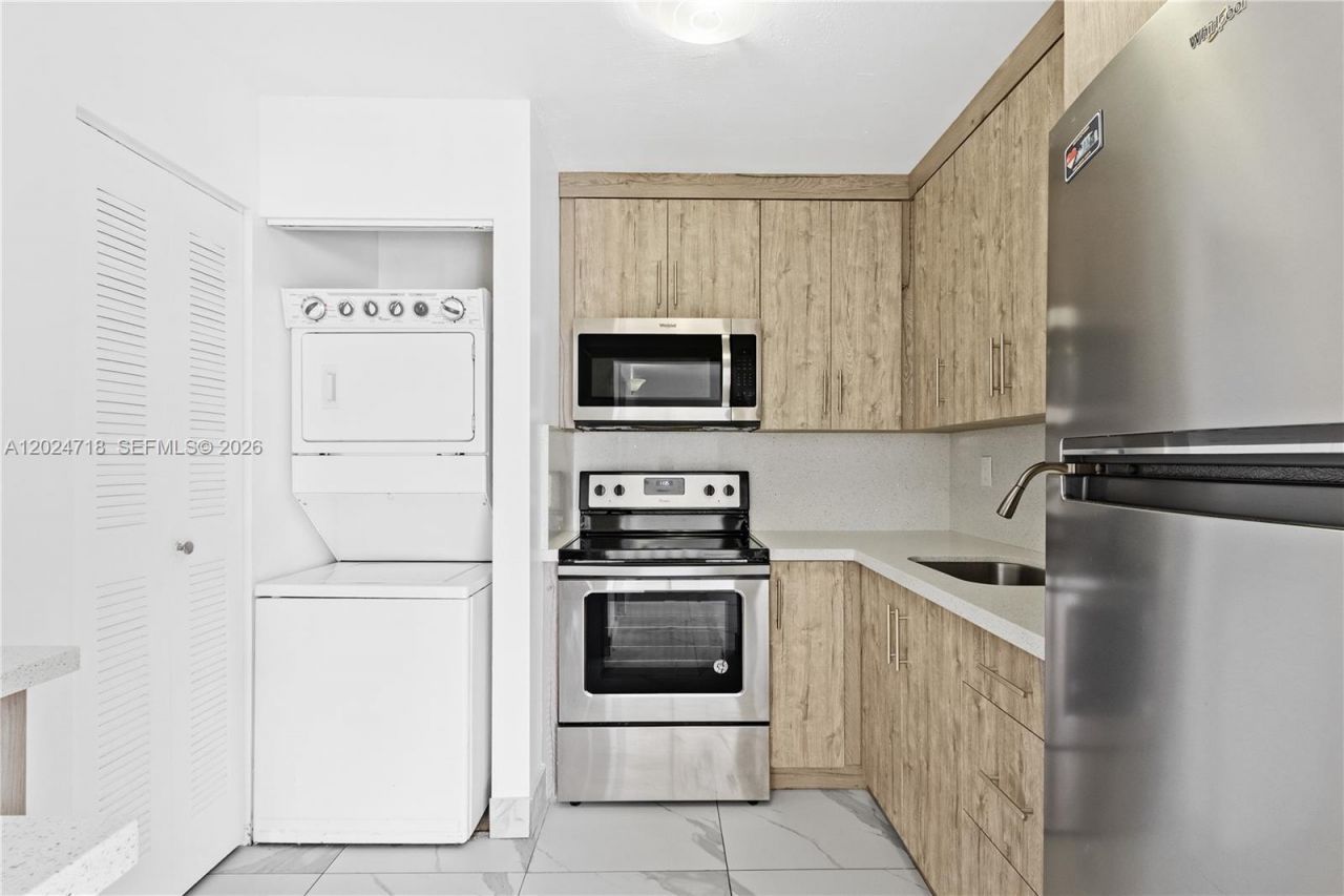 7011 SW 129th Ave, Unit 5, Miami, FL 33183 Photo