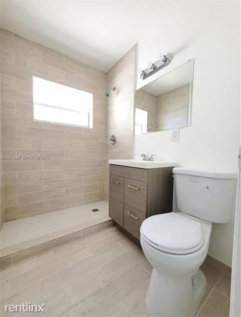1770 NE 170th St , North Miami Beach, FL 33162 Photo