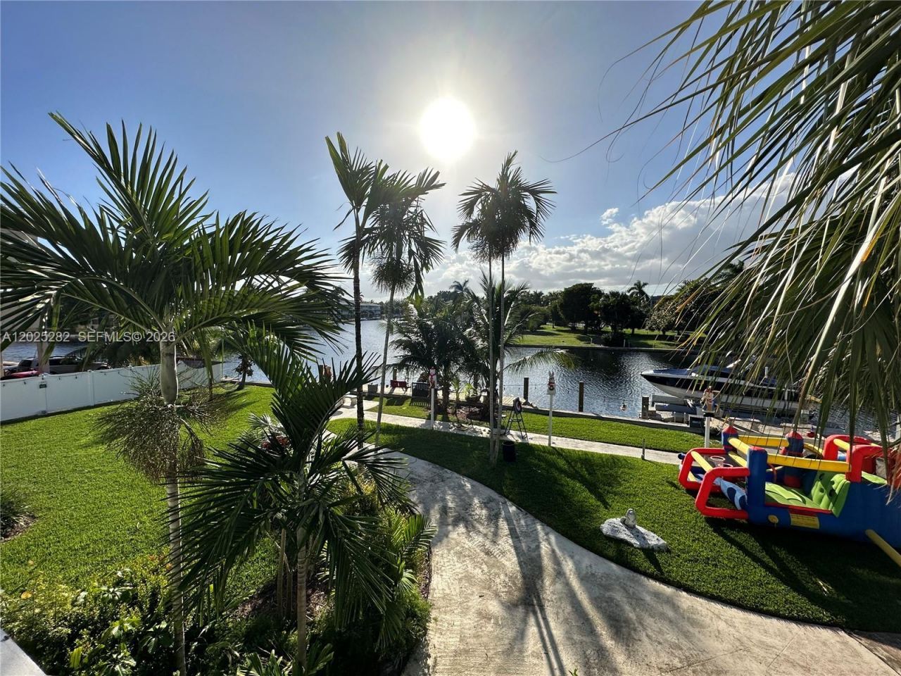 455 Golden Isles Dr , Unit 204, Hallandale Beach, FL 33009 Photo