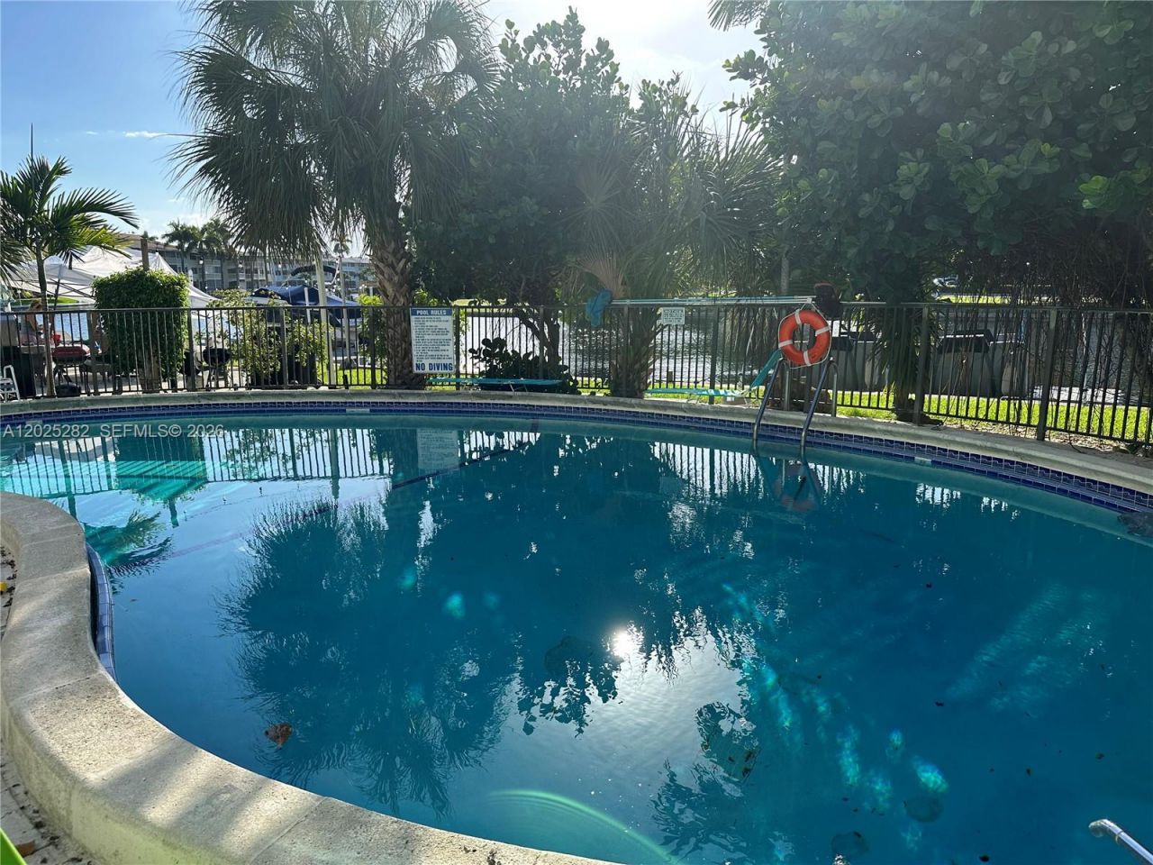 455 Golden Isles Dr , Unit 204, Hallandale Beach, FL 33009 Photo