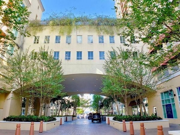 7355 SW 89th St, Unit 423N, Miami, FL 33156