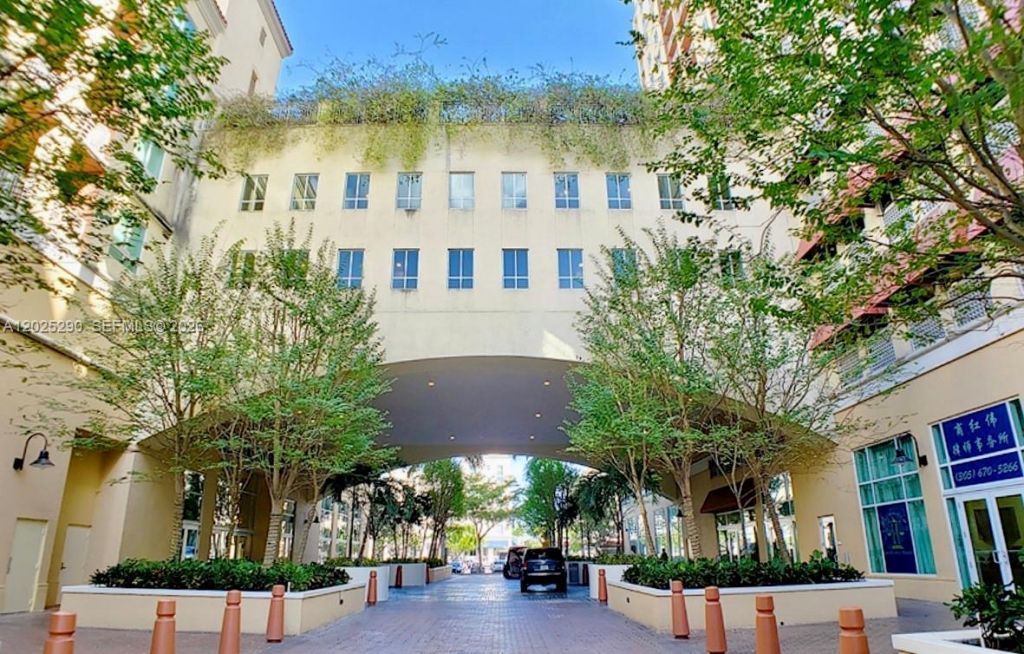 7355 SW 89th St, Unit 423N, Miami, FL 33156 Photo