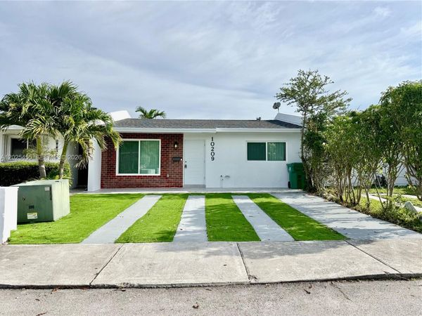 10209 SW 20th Ter , Miami, FL 33165