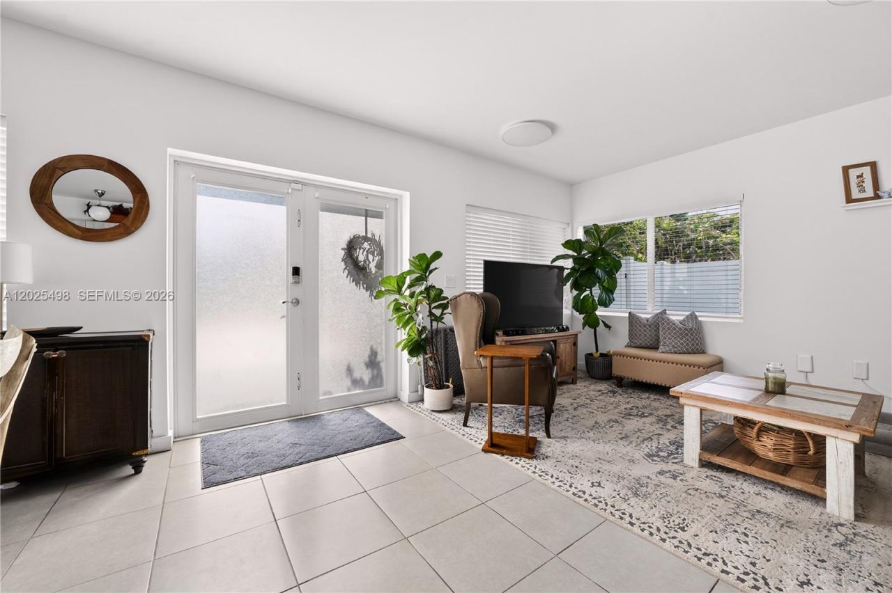 24 NW 13th Ave, Delray Beach, FL 33444 Photo