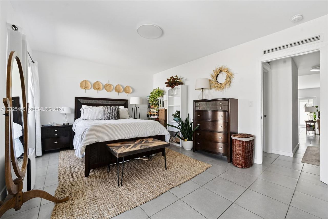24 NW 13th Ave, Delray Beach, FL 33444 Photo