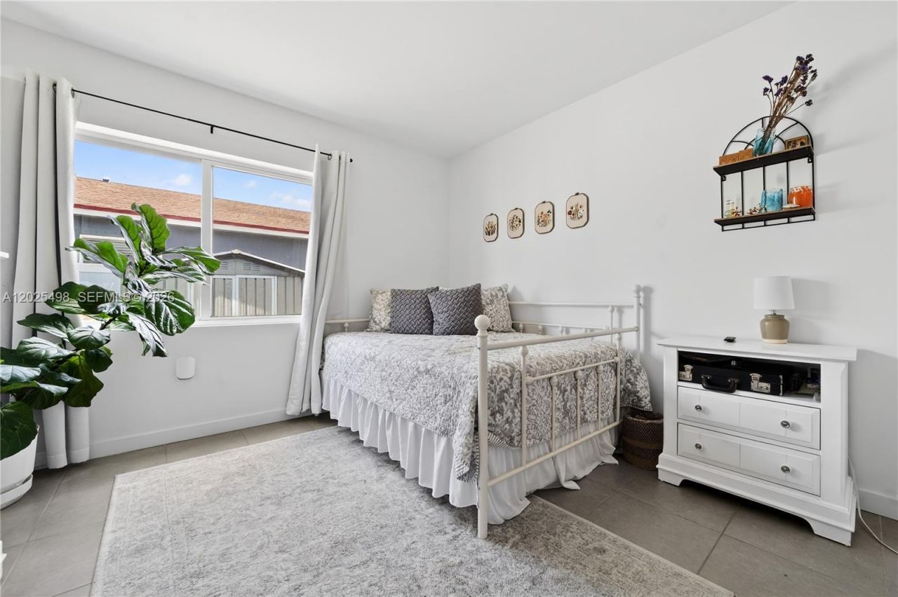 24 NW 13th Ave, Delray Beach, FL 33444 Photo