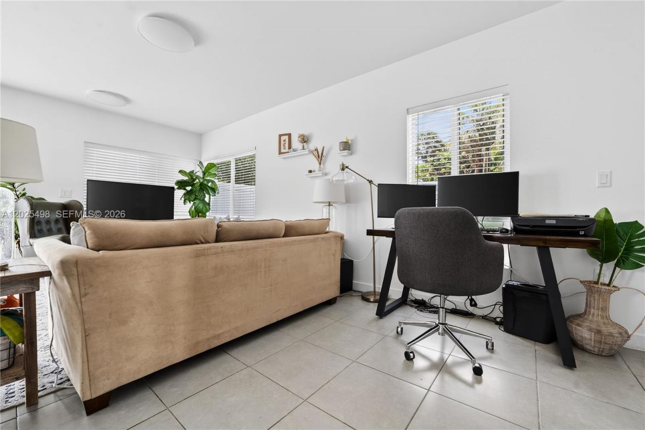 24 NW 13th Ave, Delray Beach, FL 33444 Photo