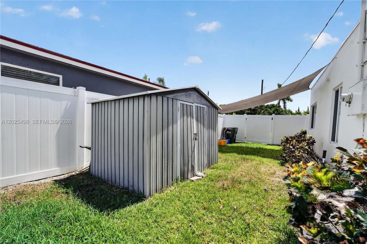 24 NW 13th Ave, Delray Beach, FL 33444 Photo