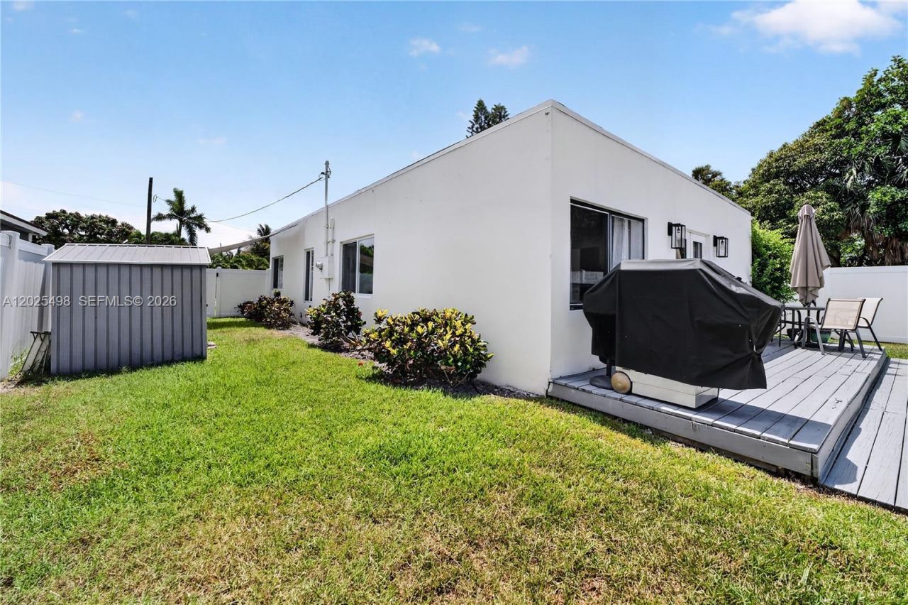 24 NW 13th Ave, Delray Beach, FL 33444 Photo