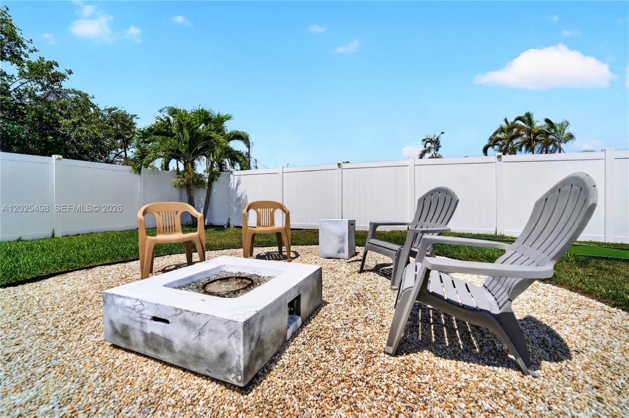 24 NW 13th Ave, Delray Beach, FL 33444 Photo