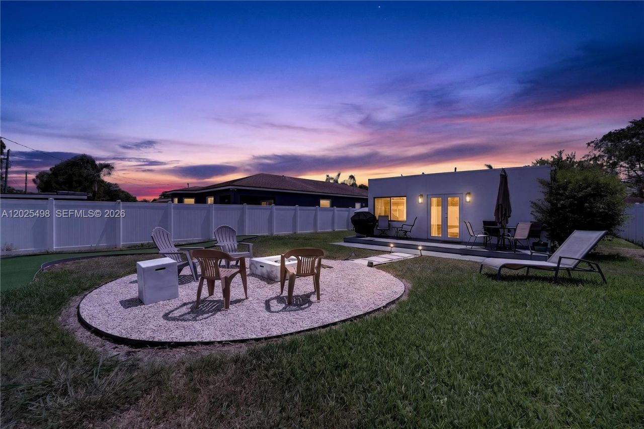 24 NW 13th Ave, Delray Beach, FL 33444 Photo