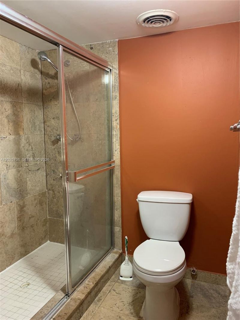 1651 NE 115th St, Unit 21C, Miami, FL 33181 Photo