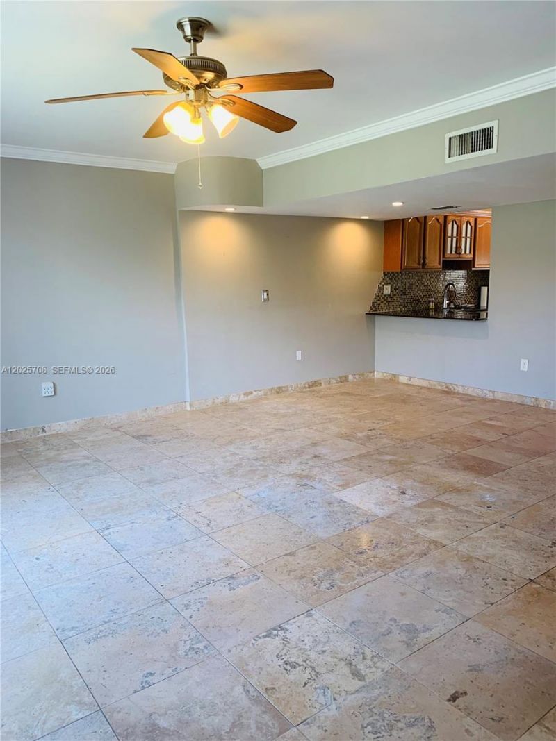 1651 NE 115th St, Unit 21C, Miami, FL 33181 Photo