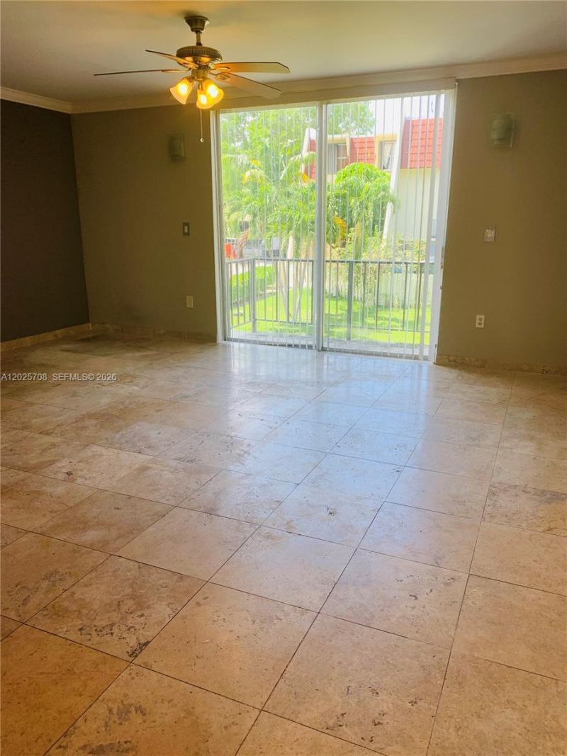 1651 NE 115th St, Unit 21C, Miami, FL 33181 Photo