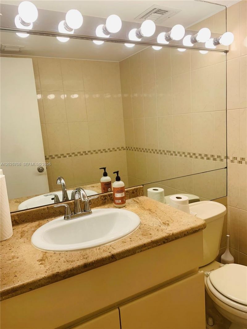 1651 NE 115th St , Unit 21C, Miami, FL 33181 Photo