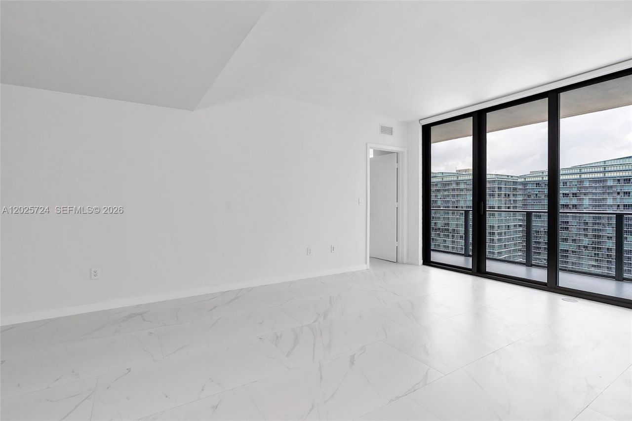 1300 S Miami Ave , Unit 3211, Miami, FL 33130 Photo