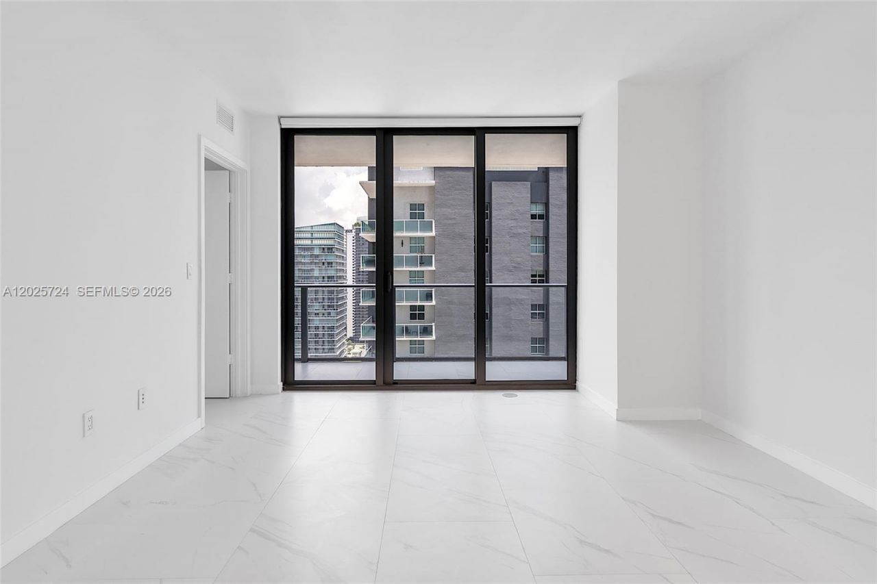 1300 S Miami Ave , Unit 3211, Miami, FL 33130 Photo