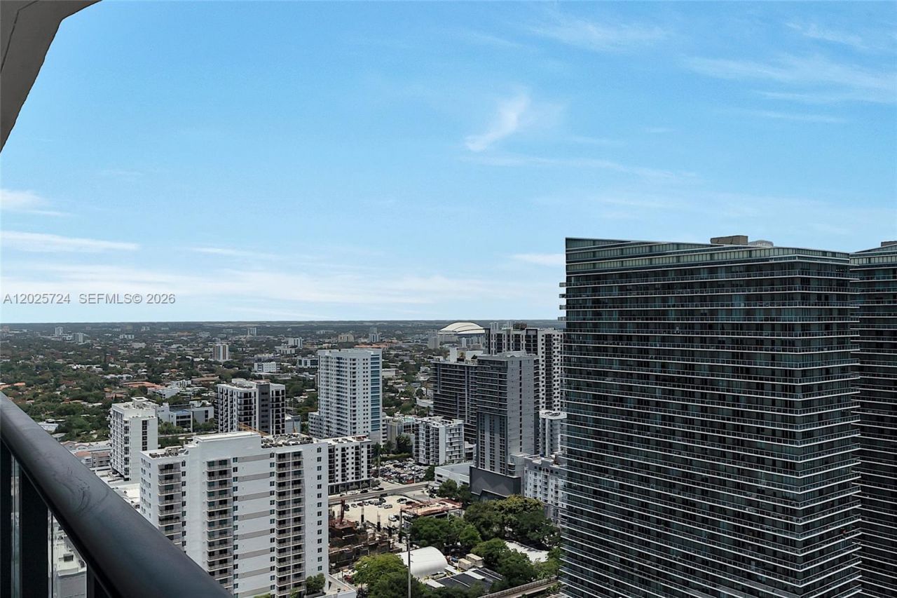 1300 S Miami Ave , Unit 3211, Miami, FL 33130 Photo