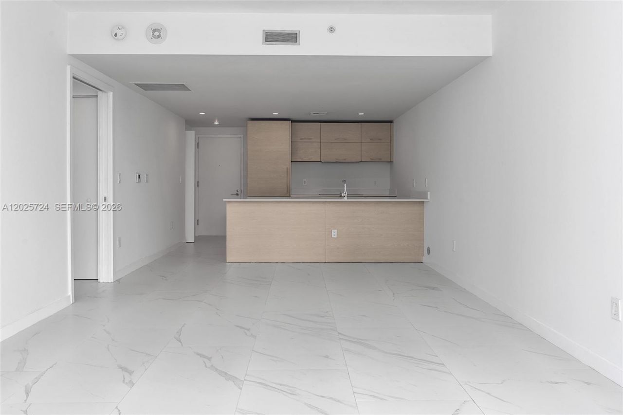 1300 S Miami Ave , Unit 3211, Miami, FL 33130 Photo
