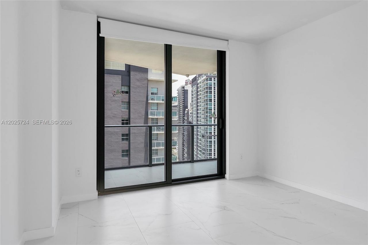 1300 S Miami Ave , Unit 3211, Miami, FL 33130 Photo