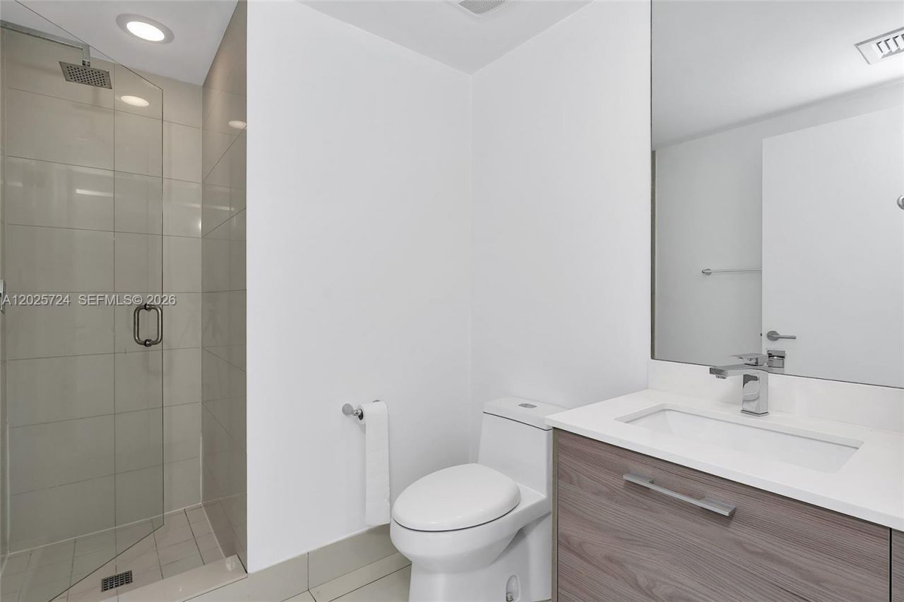 1300 S Miami Ave , Unit 3211, Miami, FL 33130 Photo