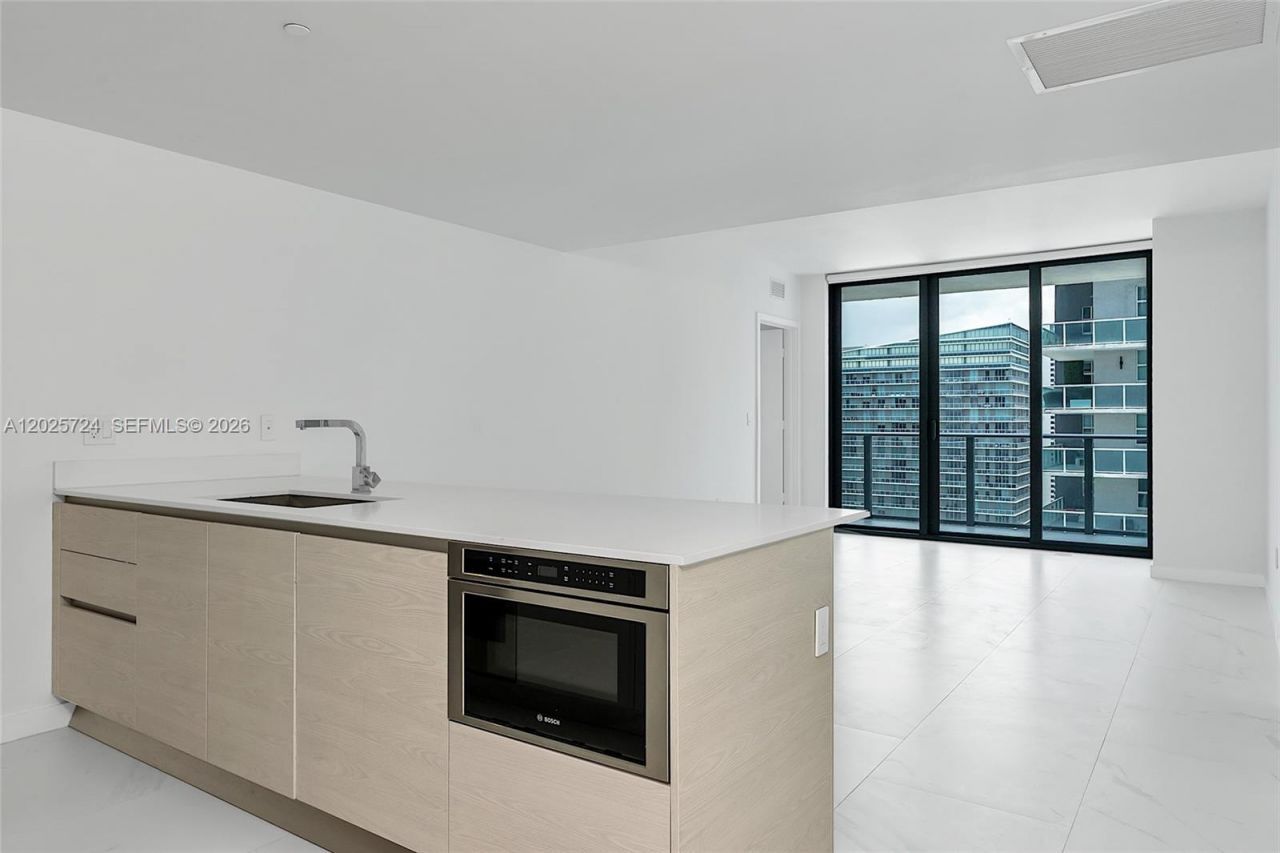 1300 S Miami Ave , Unit 3211, Miami, FL 33130 Photo