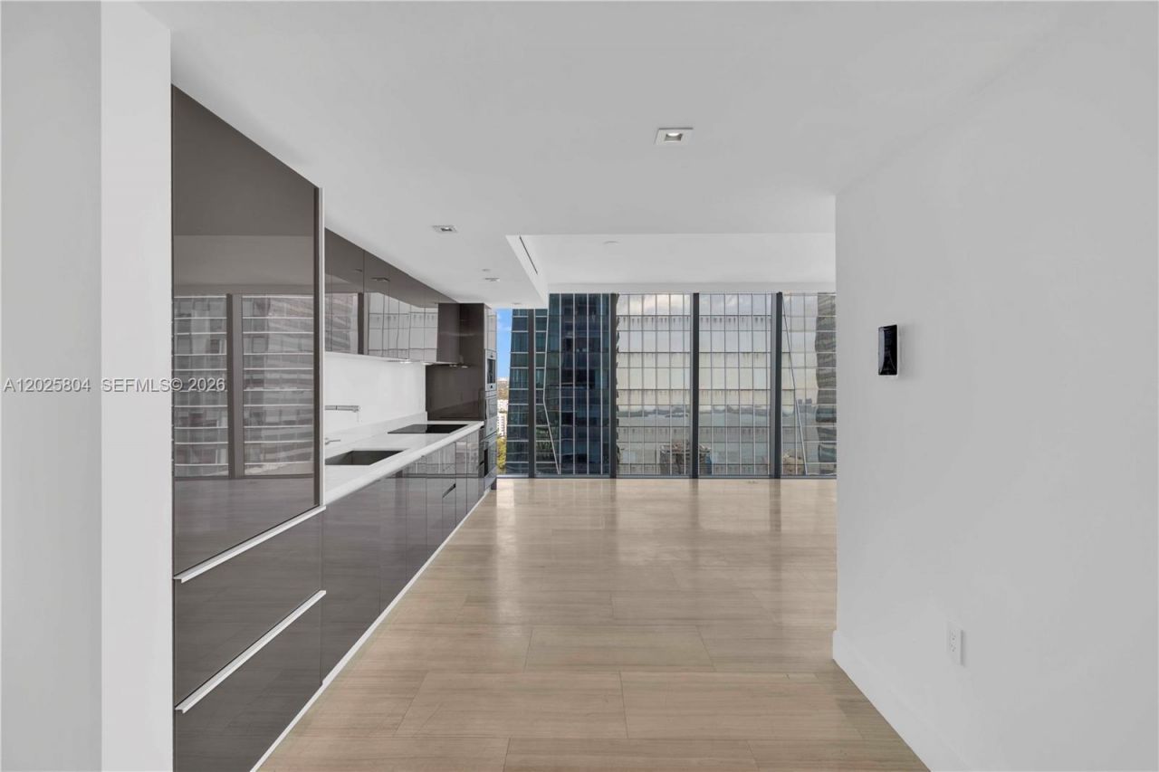 1451 Brickell Ave , Unit 2606, Miami, FL 33131 Photo