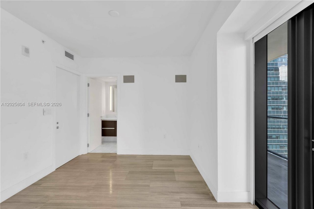 1451 Brickell Ave , Unit 2606, Miami, FL 33131 Photo