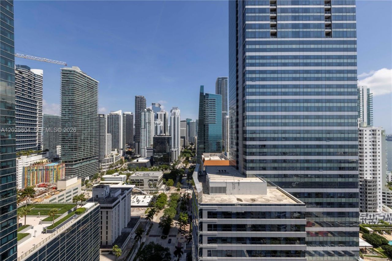 1451 Brickell Ave , Unit 2606, Miami, FL 33131 Photo