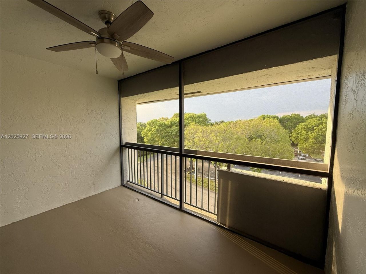731 N Pine Island Rd , Unit 401, Plantation, FL 33324 Photo