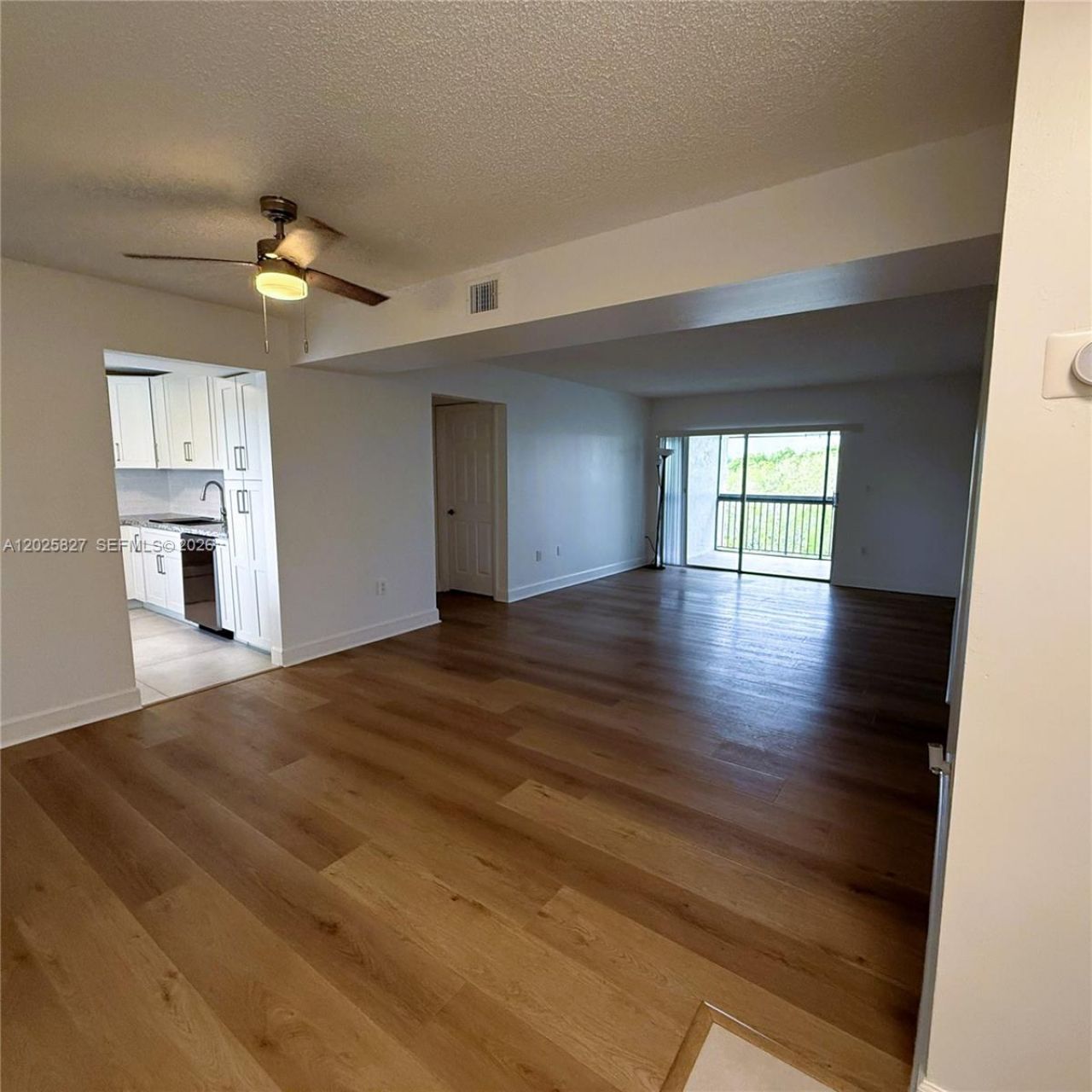 731 N Pine Island Rd , Unit 401, Plantation, FL 33324 Photo