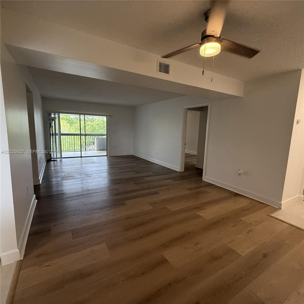 731 N Pine Island Rd , Unit 401, Plantation, FL 33324 Photo