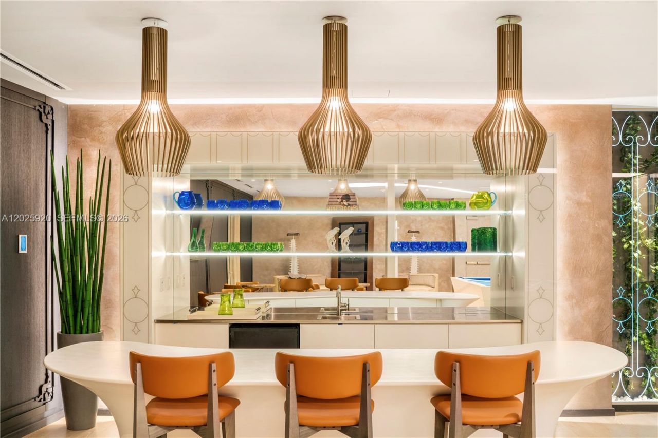 1000 Brickell , Unit 2014, Miami, FL 33131 Photo