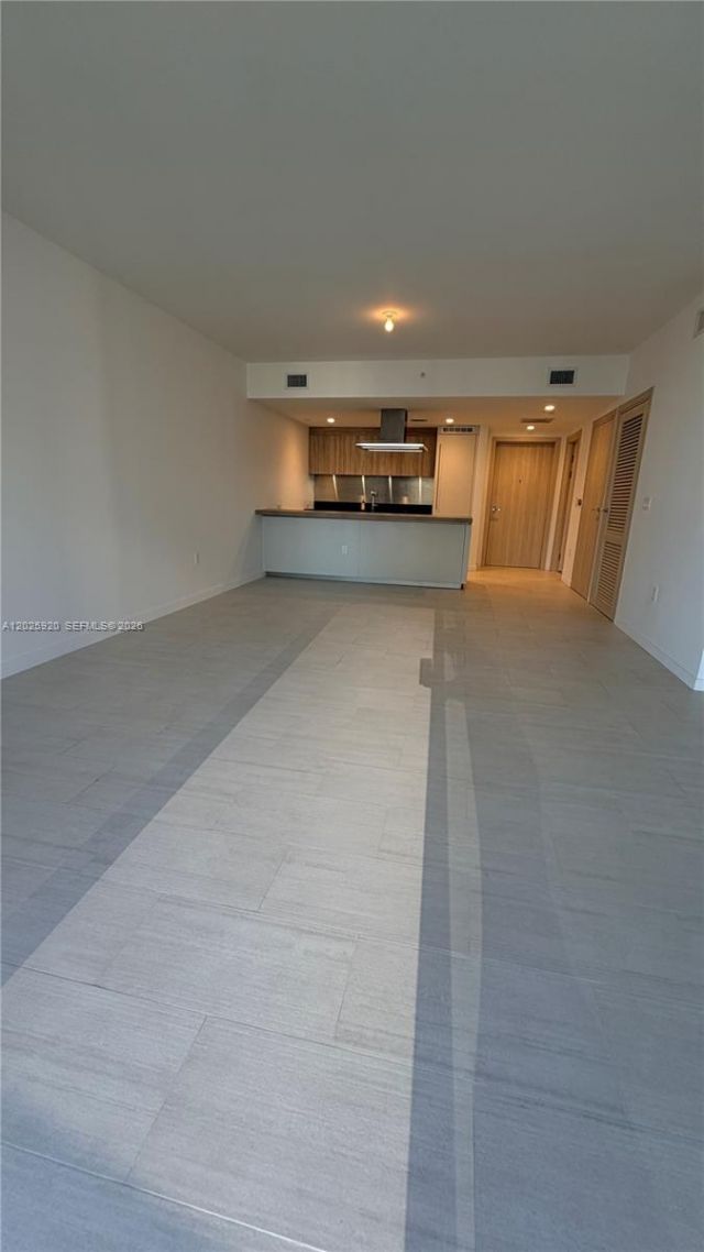 1000 Brickell , Unit 2014, Miami, FL 33131 Photo