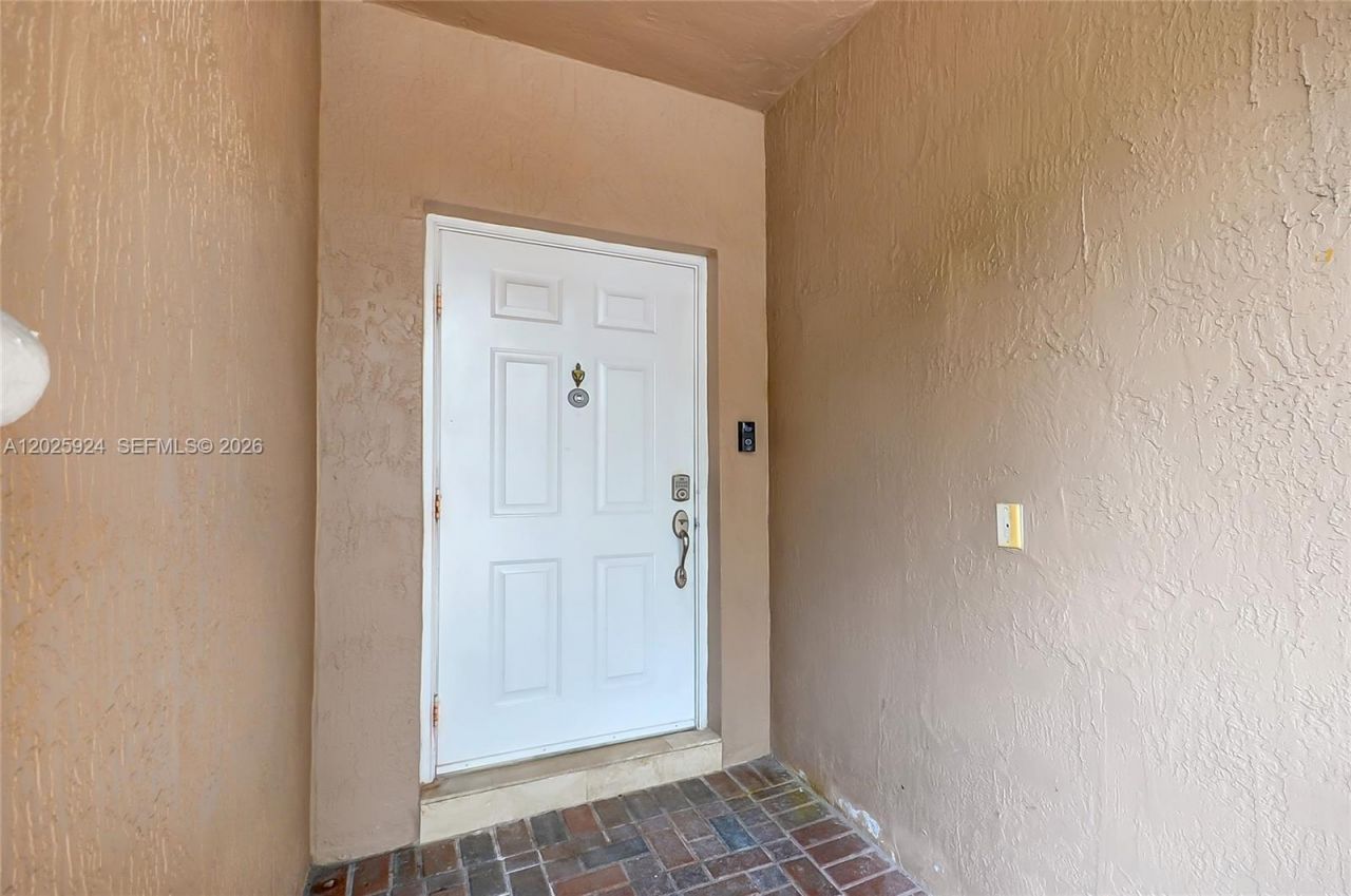 11184 NW 73rd St , Doral, FL 33178 Photo