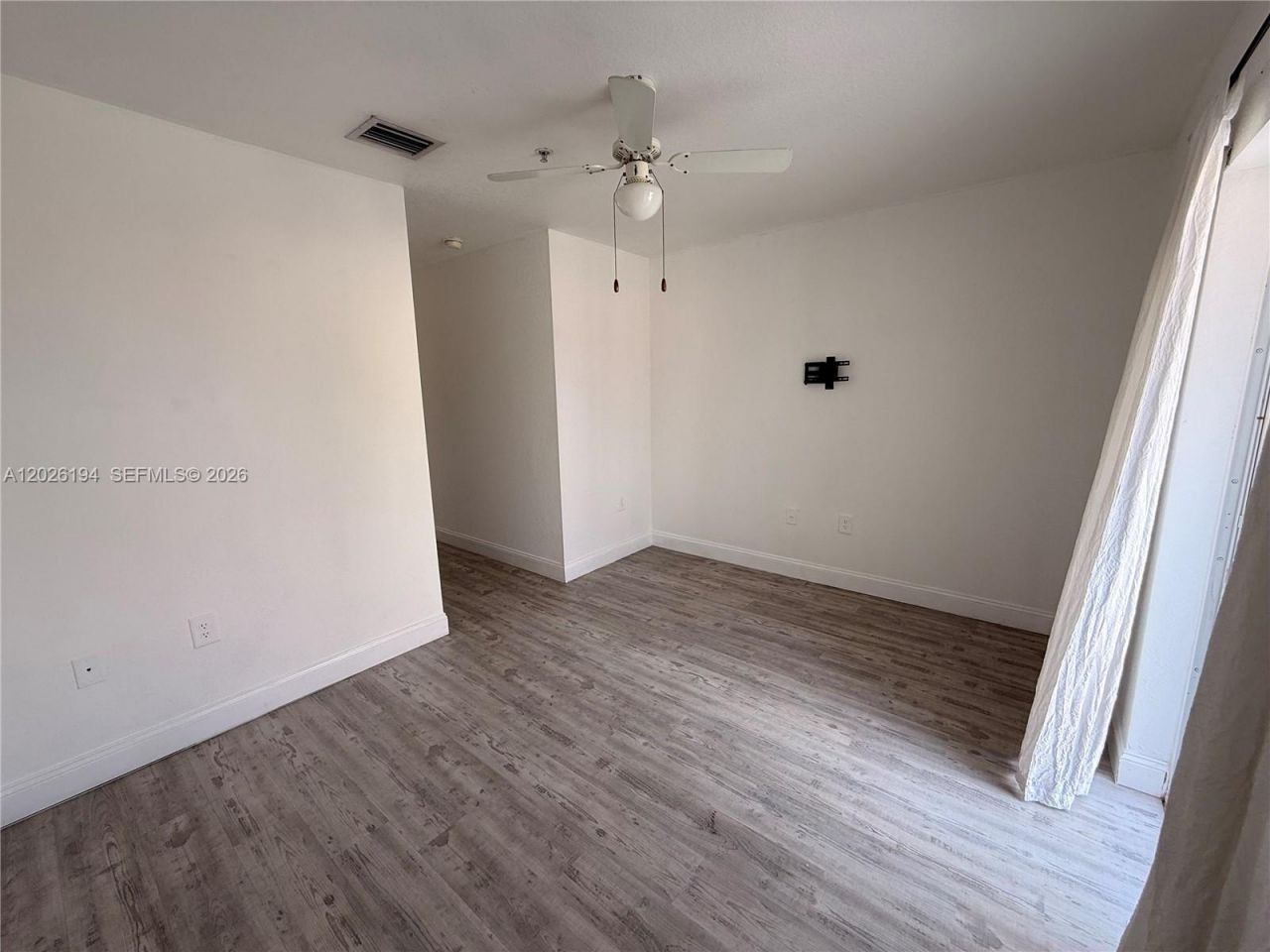 2028 NE 167th St , Unit 3-152, North Miami Beach, FL 33162 Photo