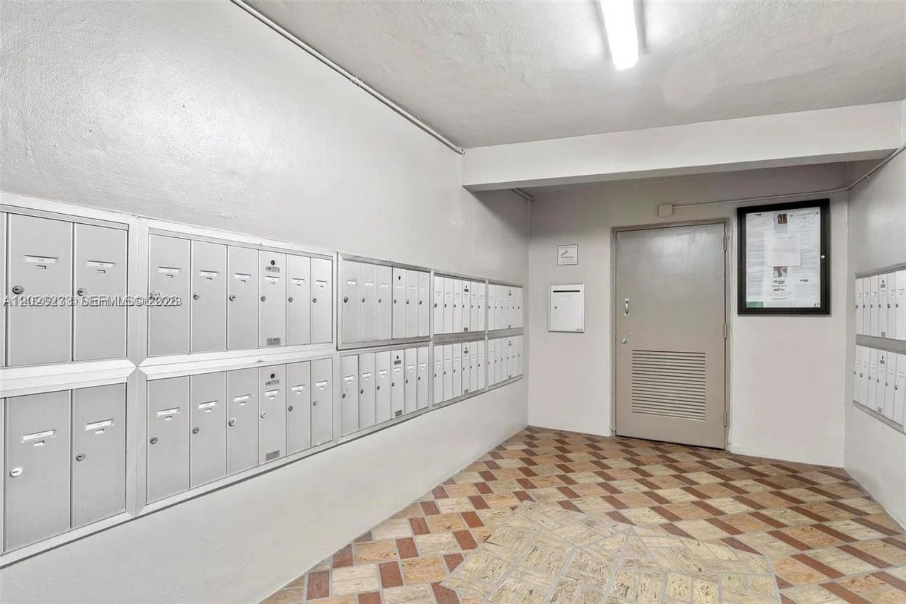 8420 SW 133rd Ave Rd, Unit 307, Miami, FL 33183 Photo
