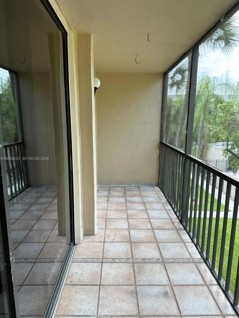 8420 SW 133rd Ave Rd, Unit 307, Miami, FL 33183 Photo