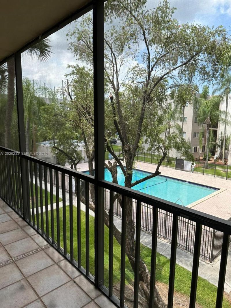 8420 SW 133rd Ave Rd, Unit 307, Miami, FL 33183 Photo