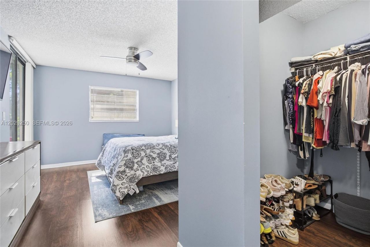 10451 W Broward Blvd, Unit 209, Plantation, FL 33324 Photo