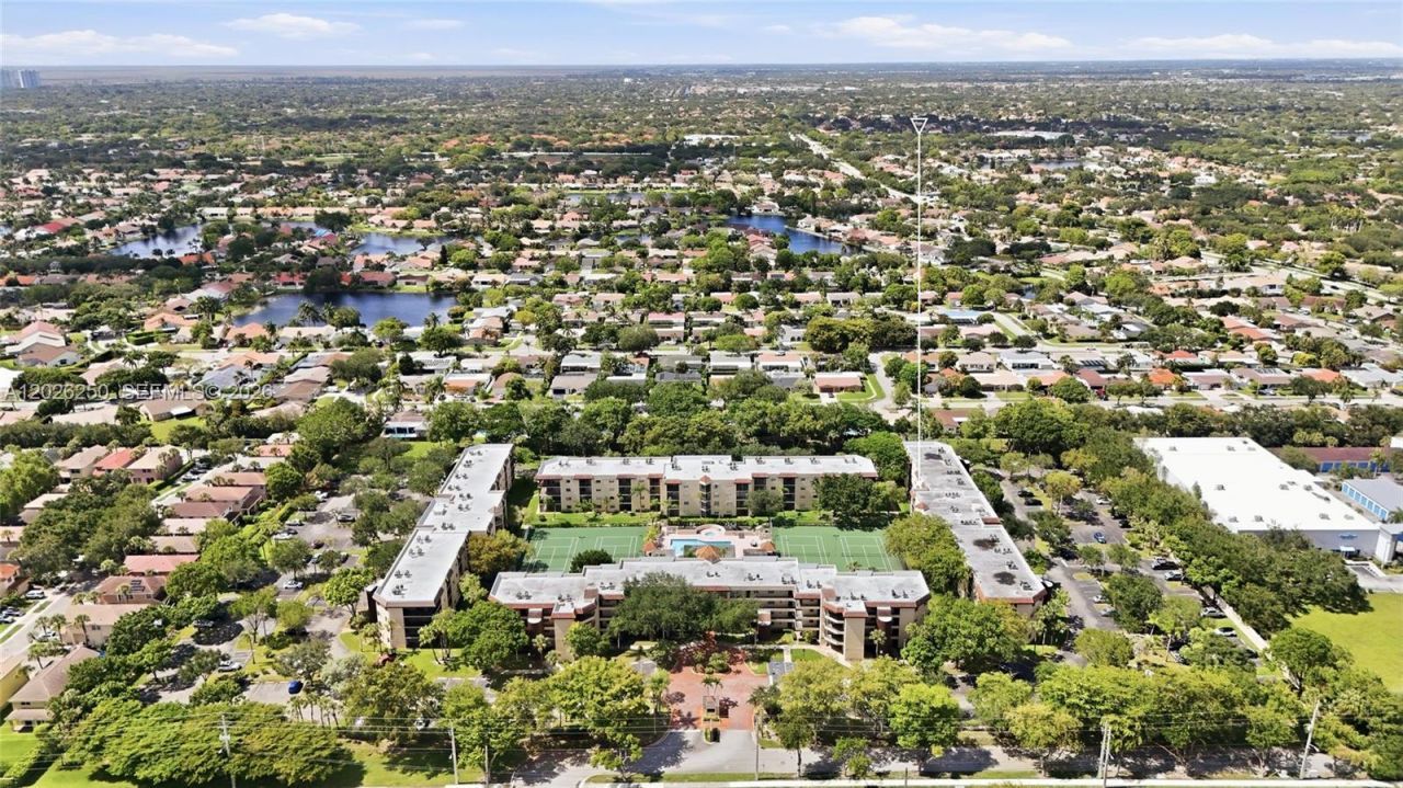10451 W Broward Blvd, Unit 209, Plantation, FL 33324 Photo