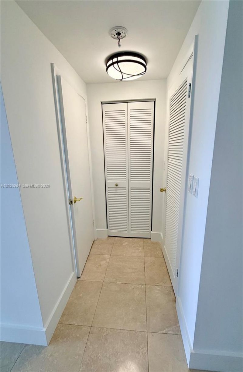 Please Call For Address, Unit 15B, Miami Beach, FL 33140 Photo
