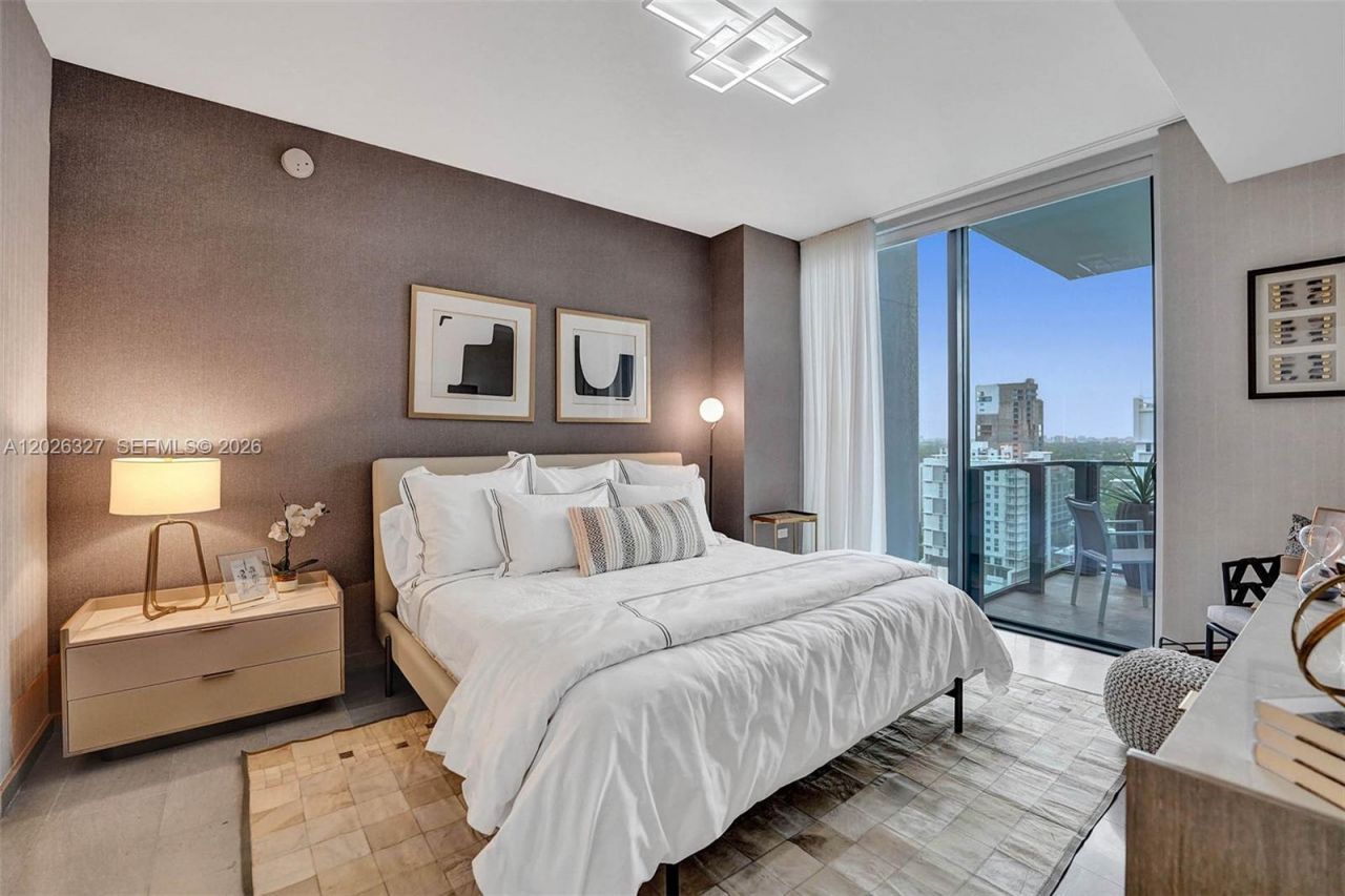 88 SW 7th St , Unit 1408, Miami, FL 33130 Photo