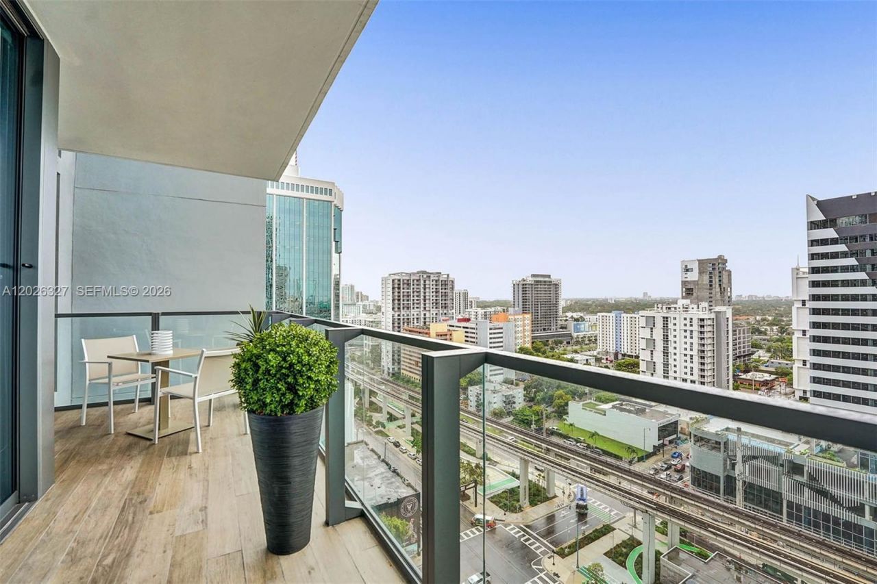 88 SW 7th St , Unit 1408, Miami, FL 33130 Photo