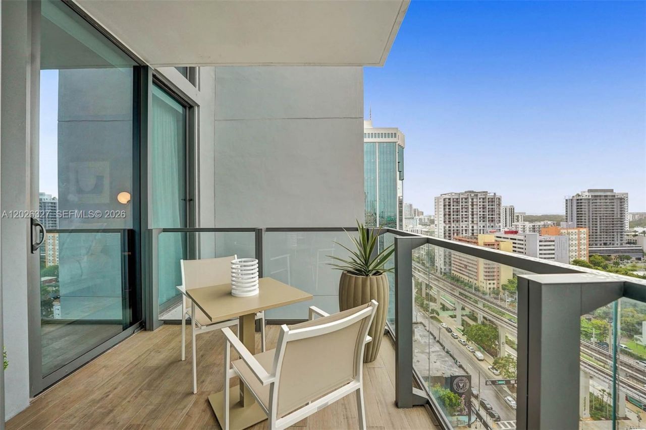 88 SW 7th St , Unit 1408, Miami, FL 33130 Photo