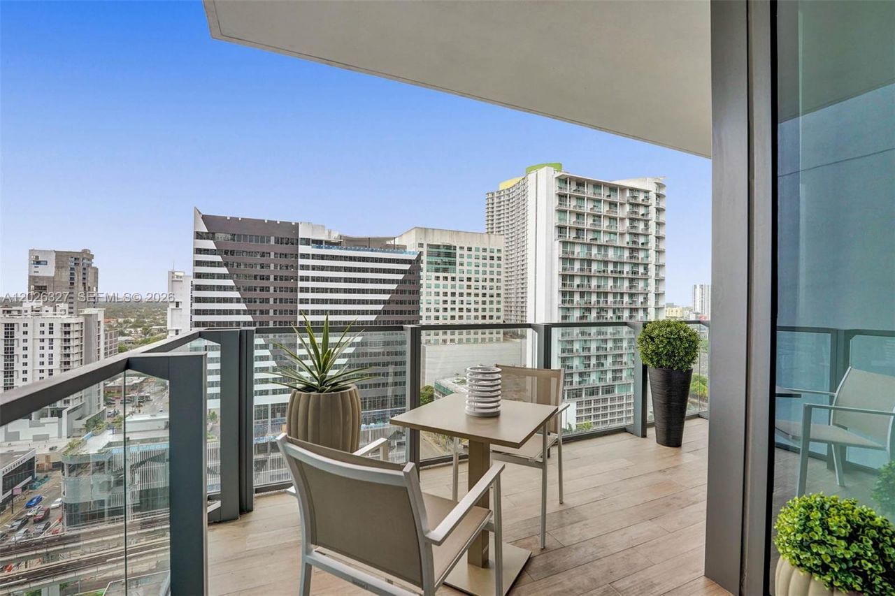 88 SW 7th St , Unit 1408, Miami, FL 33130 Photo