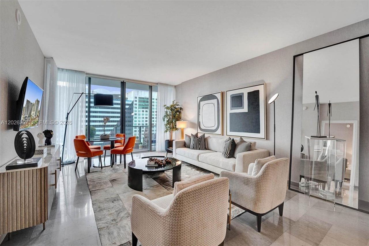 88 SW 7th St , Unit 1408, Miami, FL 33130 Photo
